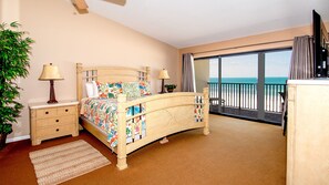 4 habitaciones, tabla de planchar con plancha, wifi y ropa de cama 