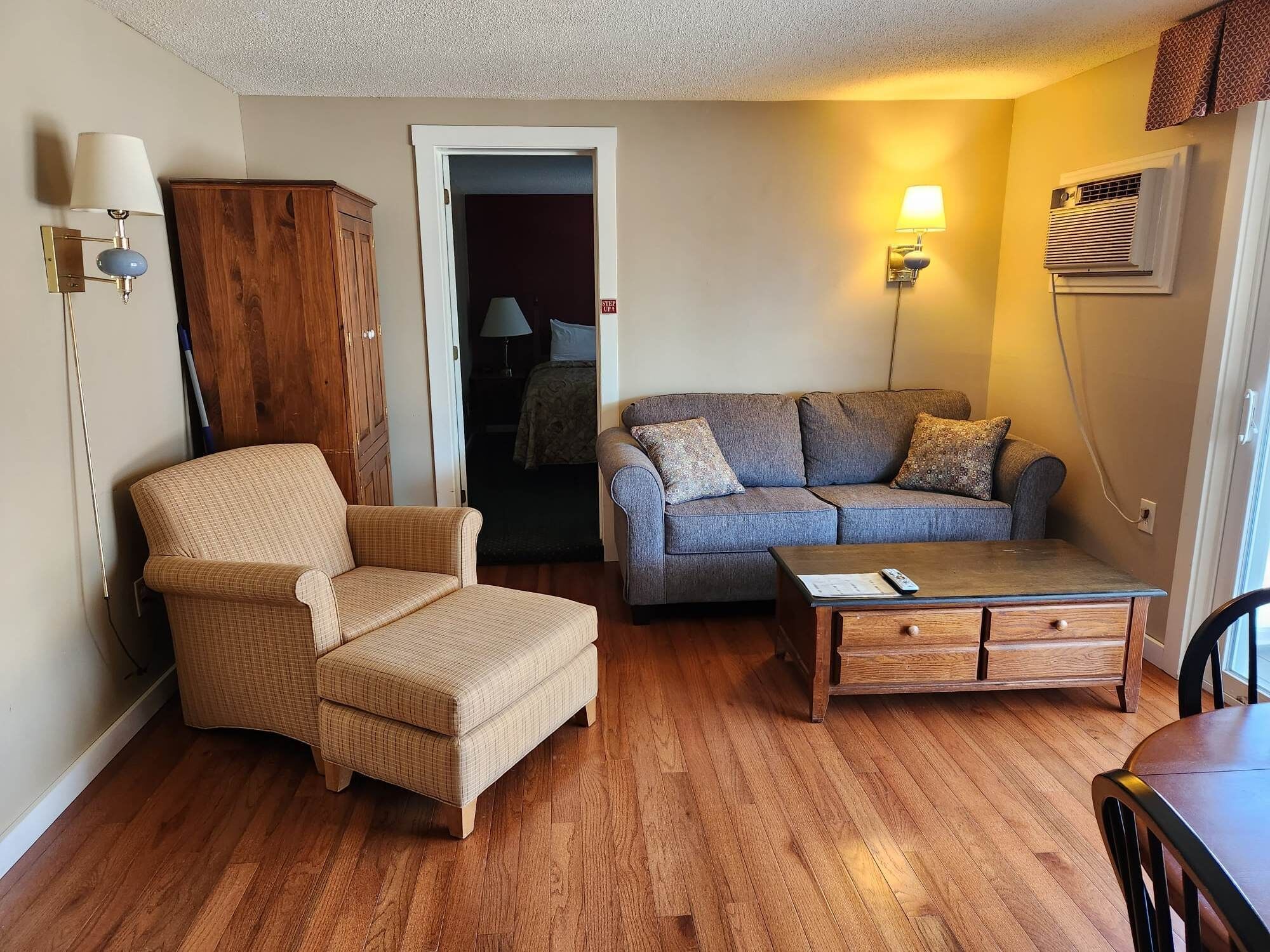 premium apartment | living area | 32-inch flat-screen tv with satellite channels, tv, ping pong