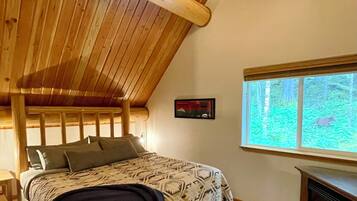4 bedrooms, free WiFi, bed sheets