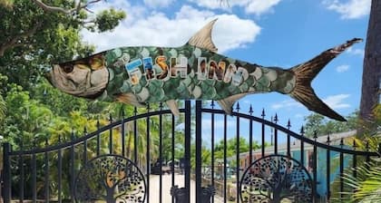 The Fish Inn-Marlin-Cozy-Peaceful Minutes to Beach