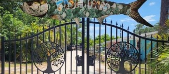 The Fish Inn-Marlin-Cozy-Peaceful Minutes to Beach