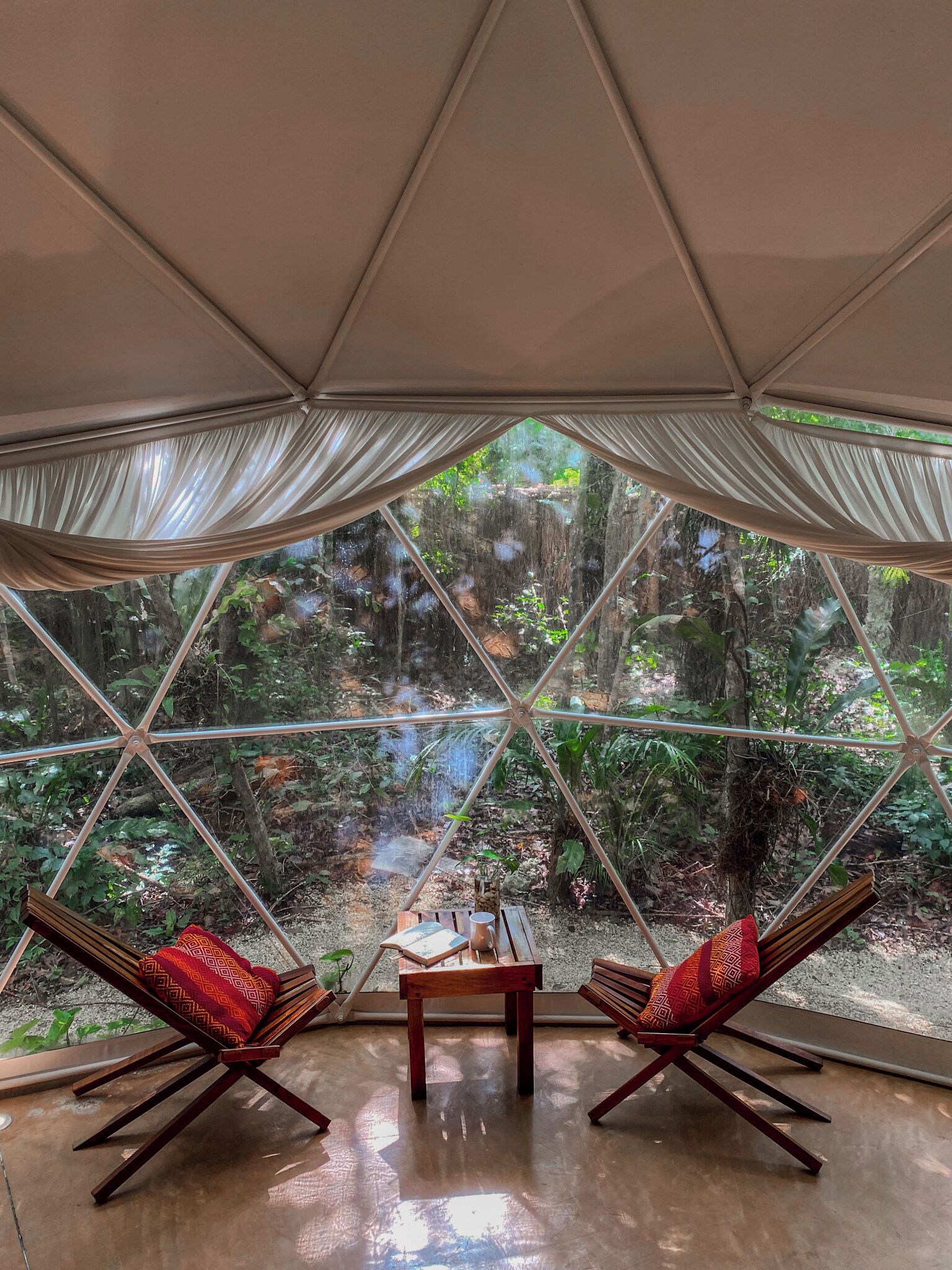 Standard Quadruple Room | Laptop workspace, bed sheets