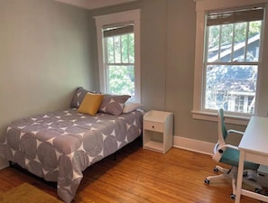 3 chambres, bureau, fer et planche Ă repasser, Wi-Fi gratuit