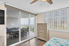 Dining - Destin West Heron 508/Amazing View of Lazy River (Fort Walton Beach)
