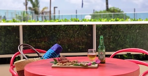 Apartment | Terrace/patio