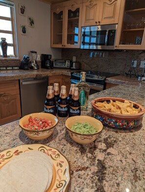Fridge, microwave, oven, stovetop - 5 Star Resort on Medano Beach, Cabo San Lucas (Cabo San Lucas)