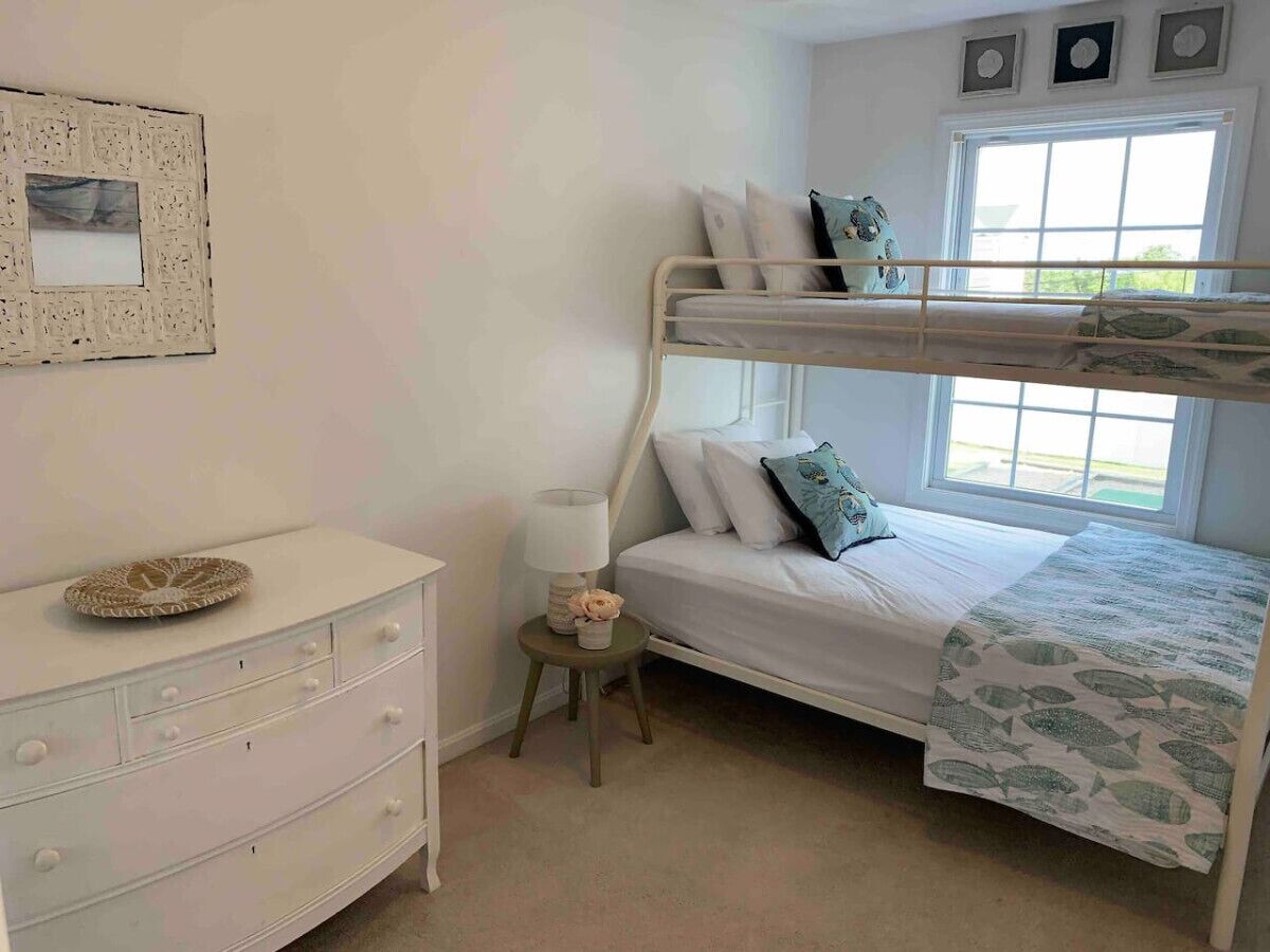 2 habitaciones, tabla de planchar con plancha y wifi gratis 