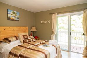 5 bedrooms, WiFi, bed sheets