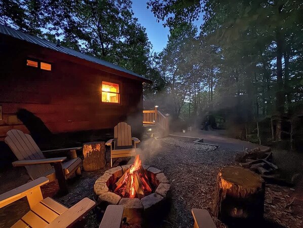 المنطقة المحيطة بالمنشأة