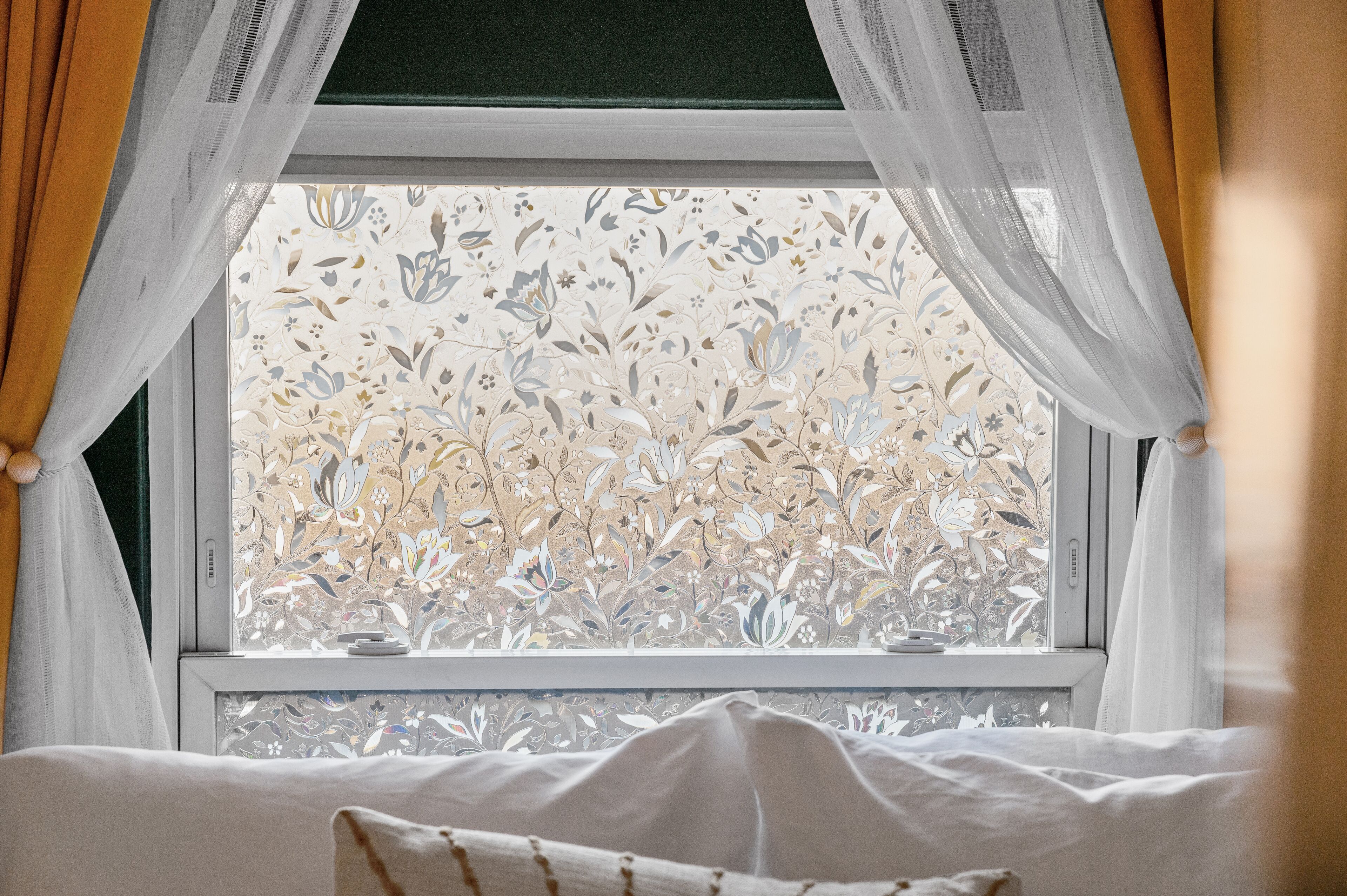 Deluxe Suite | Hypo-allergenic bedding, individually decorated, individually furnished