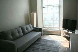 Smart TV - Apartment in historic town center (Torquay)