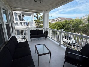 Property grounds - 3 Bedroom House, 1 Block from Beach and Boardwalk (Ocean City)