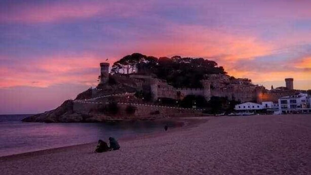 A coastal landscape with a historic fort on a hill overlooking the beach. - Casa Tossa – Pool, Parking & Terrace (27) (Tossa De Mar)
