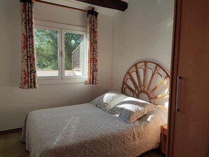 2 Schlafzimmer, Bügeleisen/Bügelbrett, Reisekinderbett, kostenloses WLAN