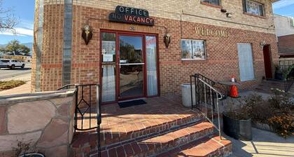 Springs Inn by Capital O I 25