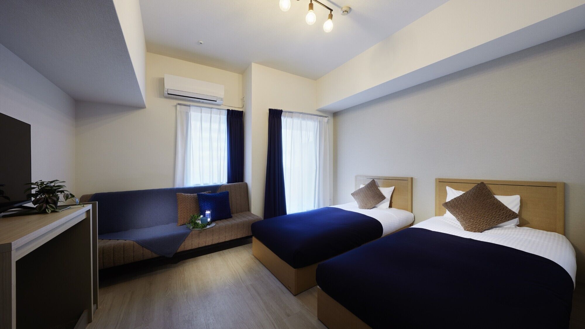 Twin Room | Free WiFi