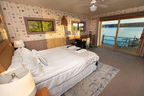 3 bedrooms, desk, iron/ironing board, travel cot - Seneca Lake Waterfront Home with Sauna, Game Room & Finger Lakes Wine Trail (Burdett)