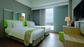 In-room safe, desk, soundproofing, free WiFi