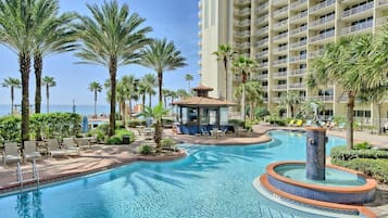 Piscine couverte, piscine extérieure