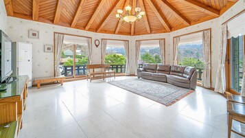 ベーシック ルーム 3 ベッドルーム (Grandroom) | 1 室のベッドルーム、WiFi (無料)