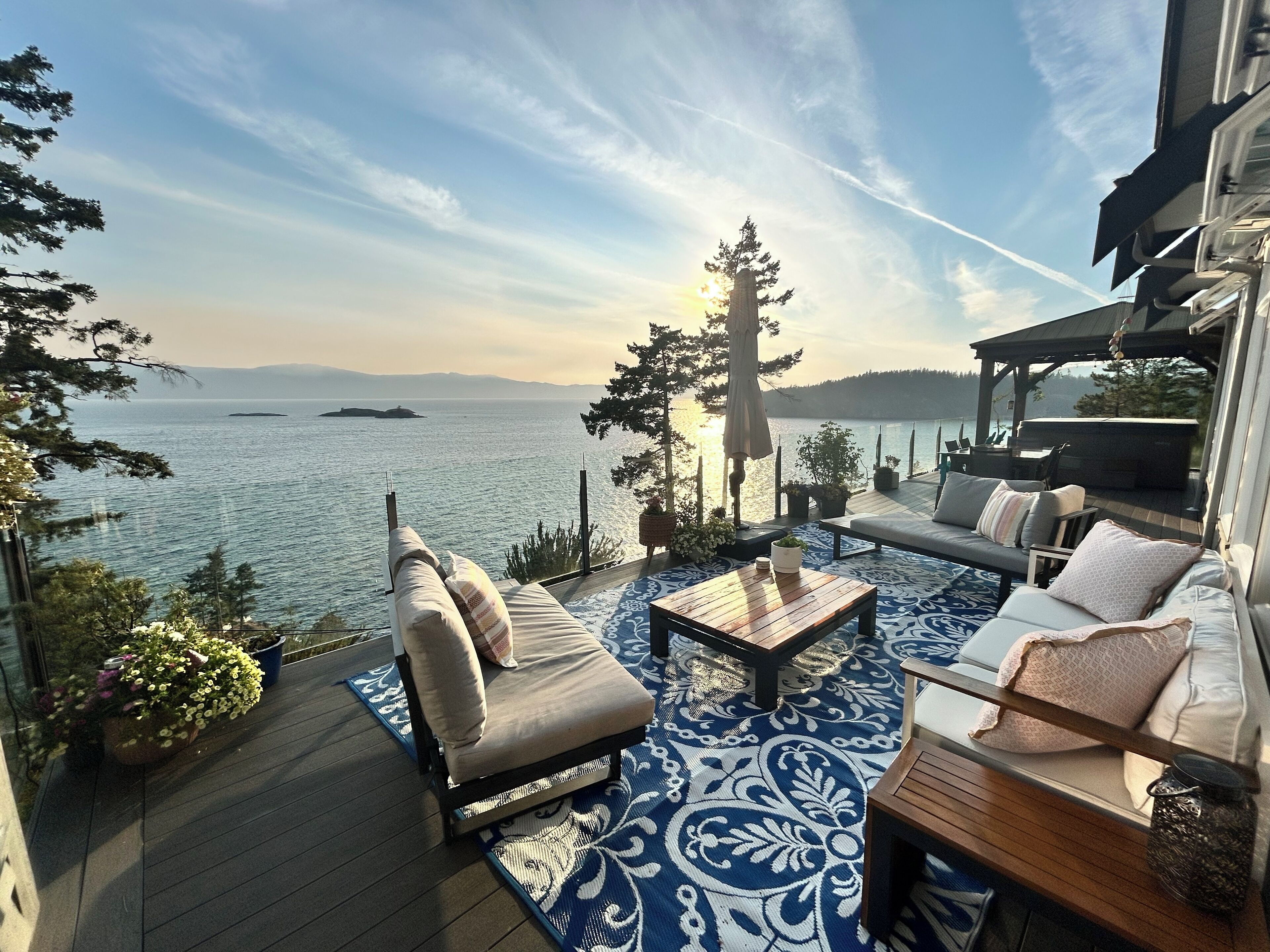 Enjoy 1,000 sq ft of outdoor space with endless ocean views.