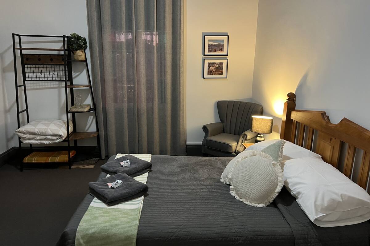 standard double room | 1 bedroom, premium bedding, blackout curtains, bed sheets