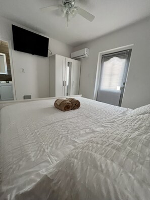 5 camere, ferro/asse da stiro, Wi-Fi gratuito, lenzuola