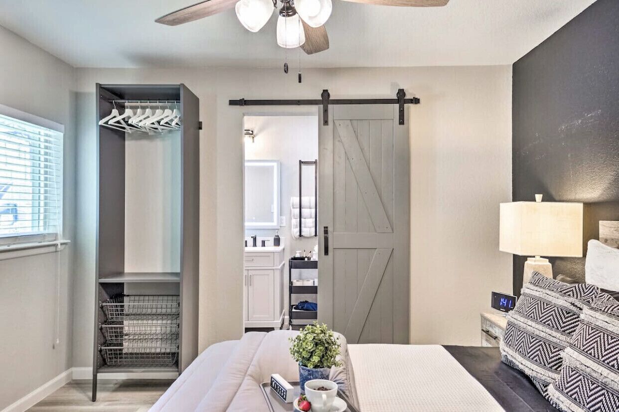 4 habitaciones, escritorio, wifi gratis y ropa de cama 