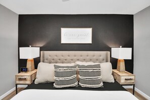 4 bedrooms, desk, free WiFi, bed sheets