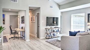Smart TV, fireplace, offices