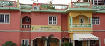 Tropical Court Hotel
