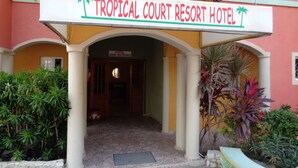Unclassified image, 4 of 13, button - Tropical Court Hotel (Montego Bay)