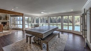 House, 5 Bedrooms | Dining