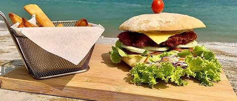 Yemek ve içecek