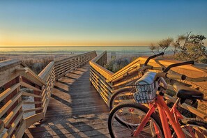 Beach/ocean view