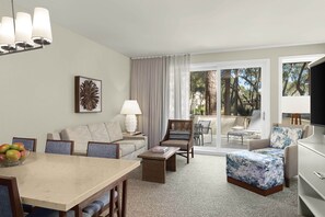 TV - Marriott's Monarch at Sea Pines - Upscale Villa On The Beach! Enjoy Full Resort Access! (Hilton Head Island)