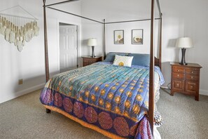 5 bedrooms, free WiFi, bed sheets