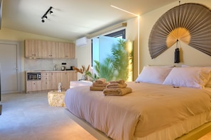 1 habitación, tabla de planchar con plancha, wifi gratis y ropa de cama 
