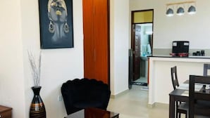 Studio | WiFi (free) - Stay.Plus Seville Apartments Shanzu (Mombasa)