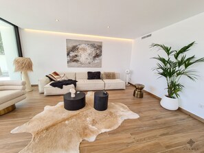 TV - Beautifull Villa in Fustera Benissa (Benissa)