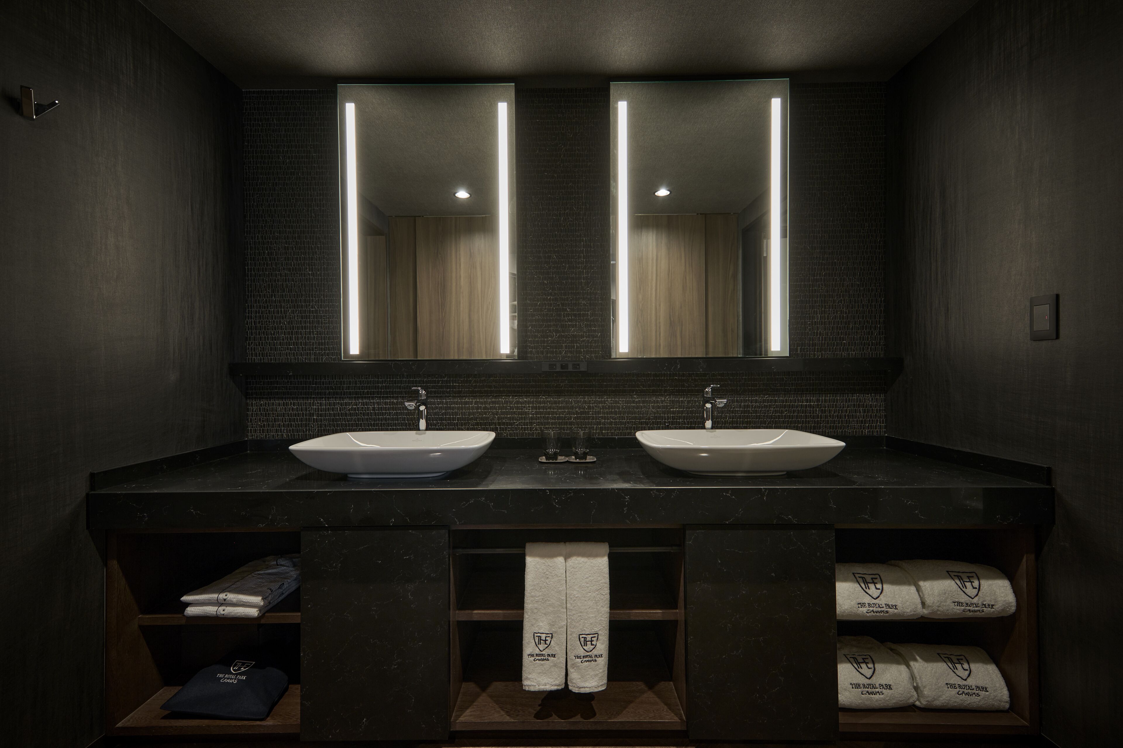 Foto - The Royal Park Canvas Ginza Corridor