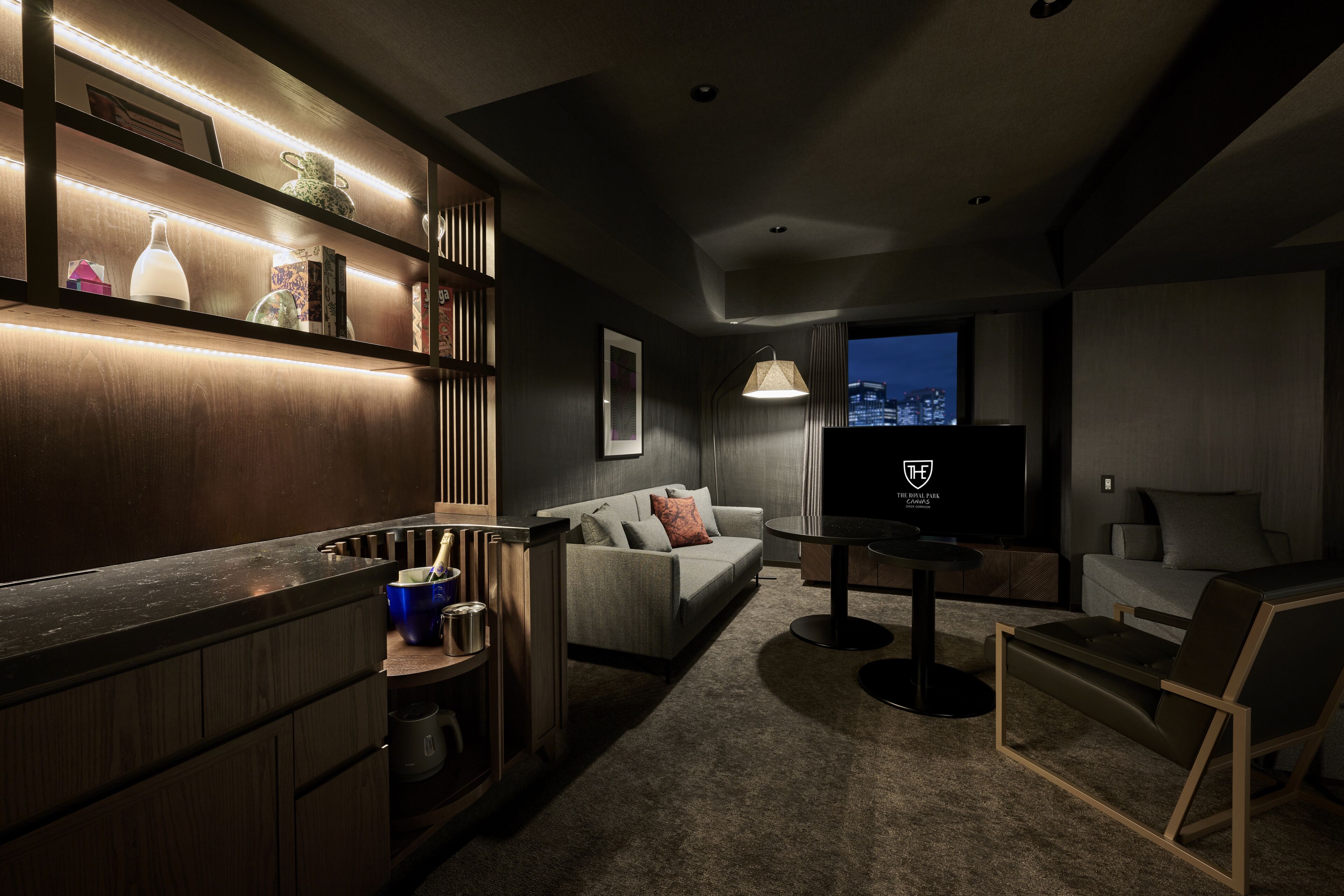 Photo - The Royal Park Canvas Ginza Corridor