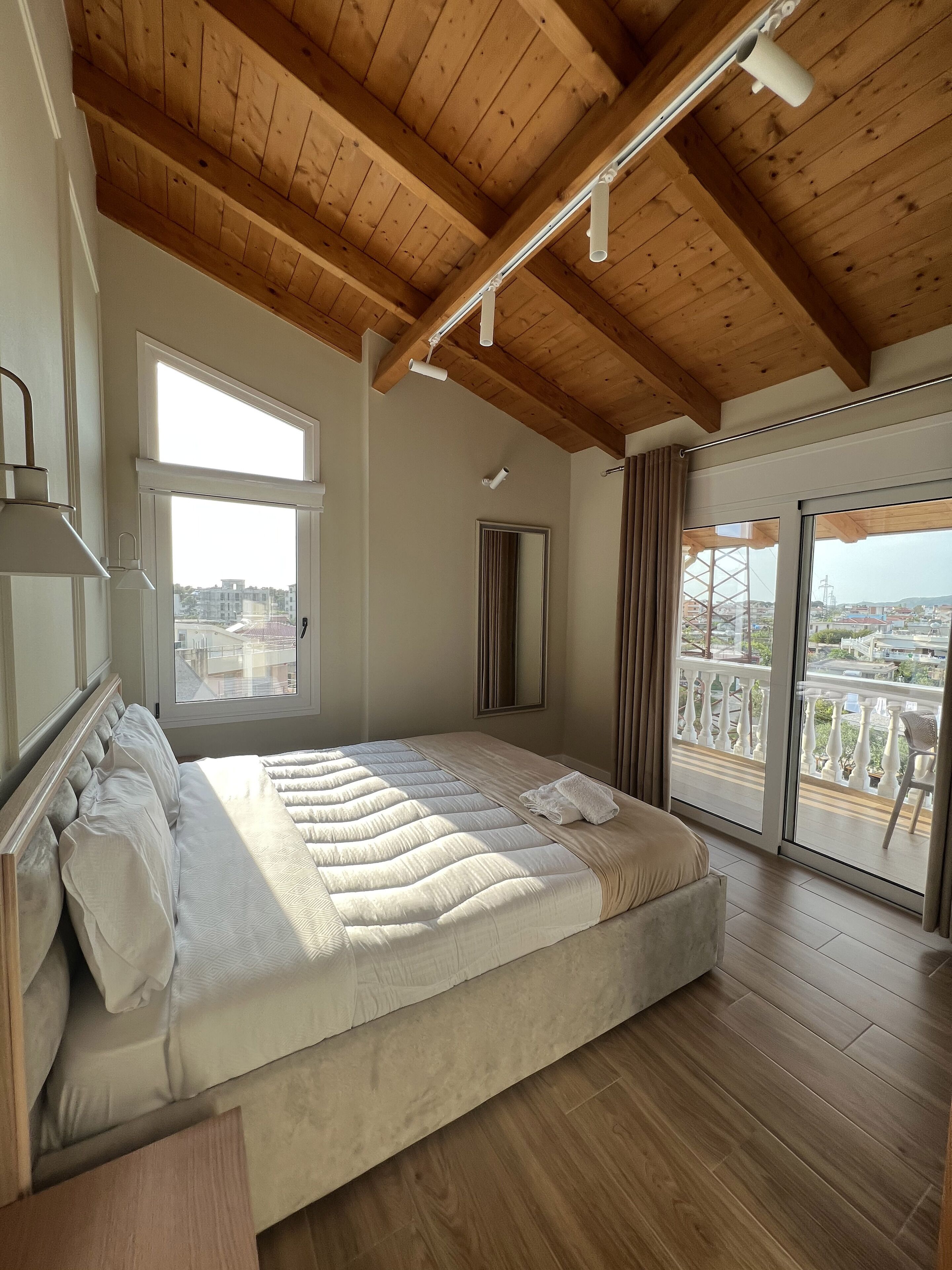 Habitació doble Deluxe, vistes al mar | Roba de llit hipoal·lergògena i decoració individual 