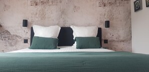Room | Individually decorated, individually furnished, soundproofing - La Passerelle Morlaix (Morlaix)
