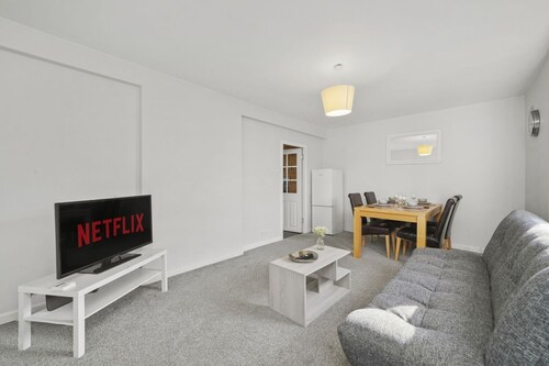 Bridgecity 3 bed Roughland house Falkirk