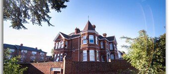 BridgeCity The Sleek Modern Condo - Maidstone Gem