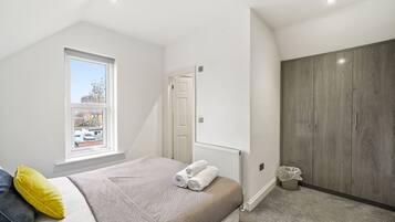 1 bedroom, iron/ironing board, WiFi, bed sheets