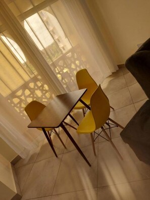 Dining - Stay.Plus Coral Apartment Nyali (Mombasa)