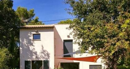 Vacation villa **** Provence- Vaucluse all comfort, private heated pool