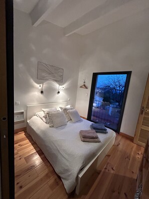 3 chambres, fer et planche Ă repasser, lit parapluie, Wi-Fi gratuit